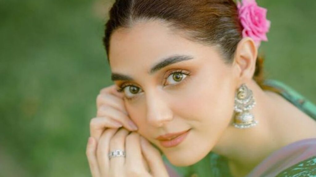 Top 10 Most Beautiful Pakistani Actresses: Name, Net Worth,nude,instagram, Age, Education, Top Roles & Photos (2024)