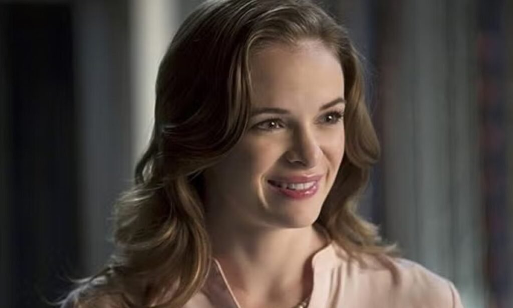 Danielle Panabaker net worth 2024: Shocking news,Age, Height, Weight, Husband, Kids, and Everything We Know