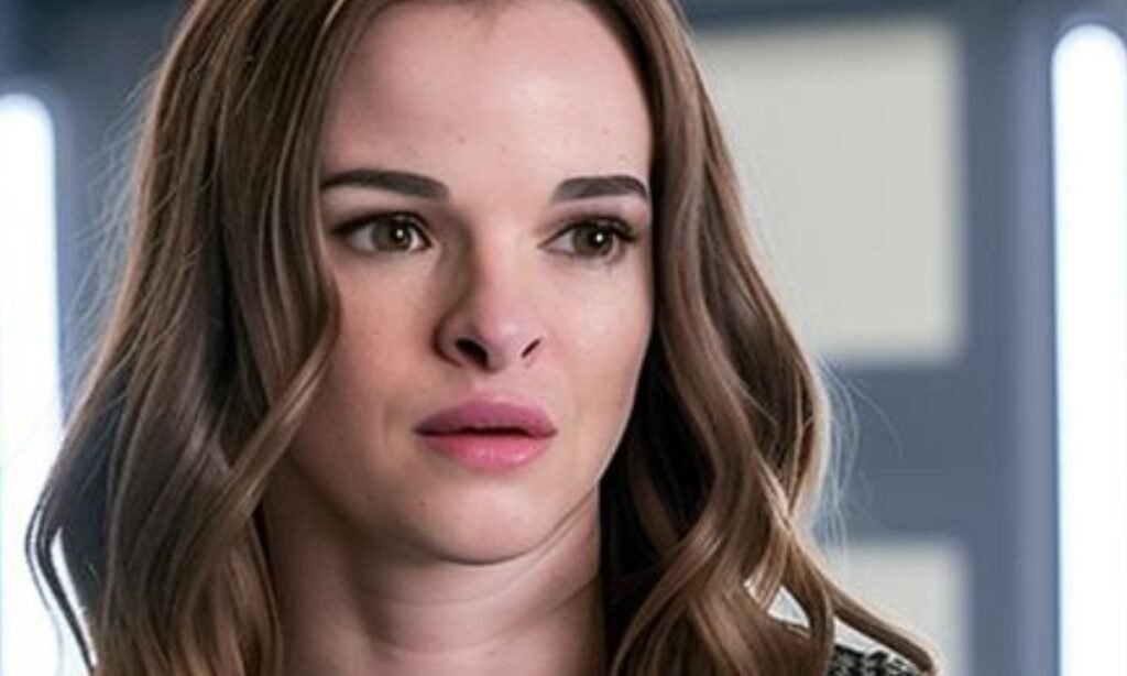 Danielle Panabaker net worth 2024: Shocking news,Age, Height, Weight, Husband, Kids, and Everything We Know