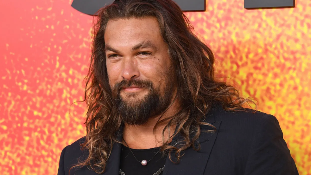 Jason Momoa as Lobo: 5 Reasons Supergirl’s New Movie Could Be a Game-Changer