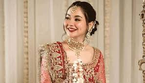 Hania Aamir Bridal Video Viral: Is She Marrying Asim Azhar in 2026? 2 Hania Aamir Bridal Video Viral: Is She Marrying Asim Azhar in 2026?