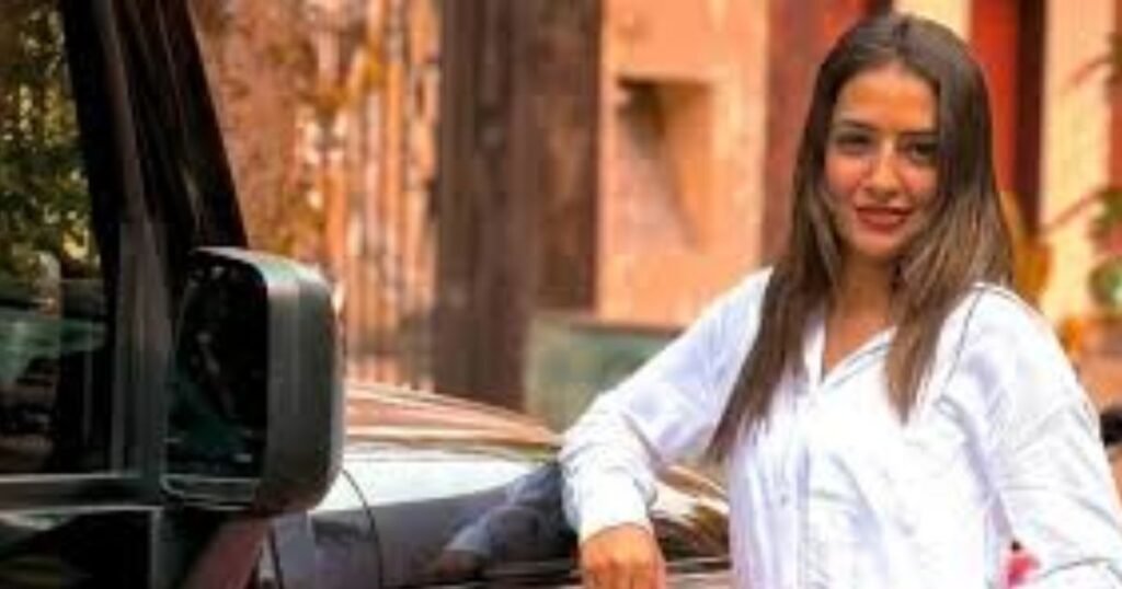 Vada Pav Girl Chandrika Dixit Controversy: Bigg Boss OTT Fame Influencer’s Viral Statement Sparks Online Debate